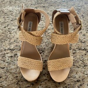 Steve Madden natural espadrilles